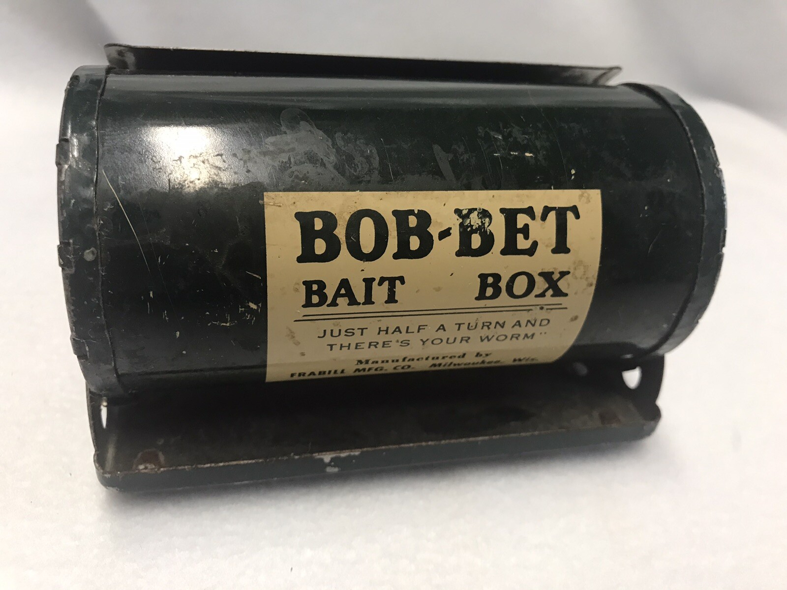 Vintage BOBBET Metal Bait Box MFG by Walter S. Cole, Beaver, Wis. FREE
