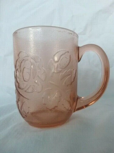 Arcoroc France Rosa Pink Rosaline Raised Flowers 10oz Mug(s)  Very Good Used Con