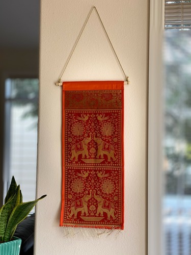 Wall Decor Wall Hanging Silk Tapestry Mail Organizer 2 Pocket Letter Holder Gift - Picture 5 of 29