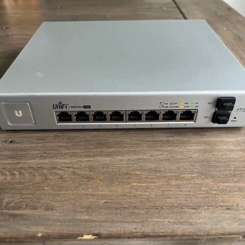 Ubiquiti Networks US8150W 8 Port PoE Gigabit Switch