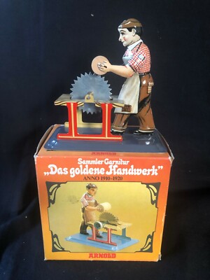 VINTAGE TIN TOY ARNOLD STEAM POWERED GRINDING STONE WHEEL WORK