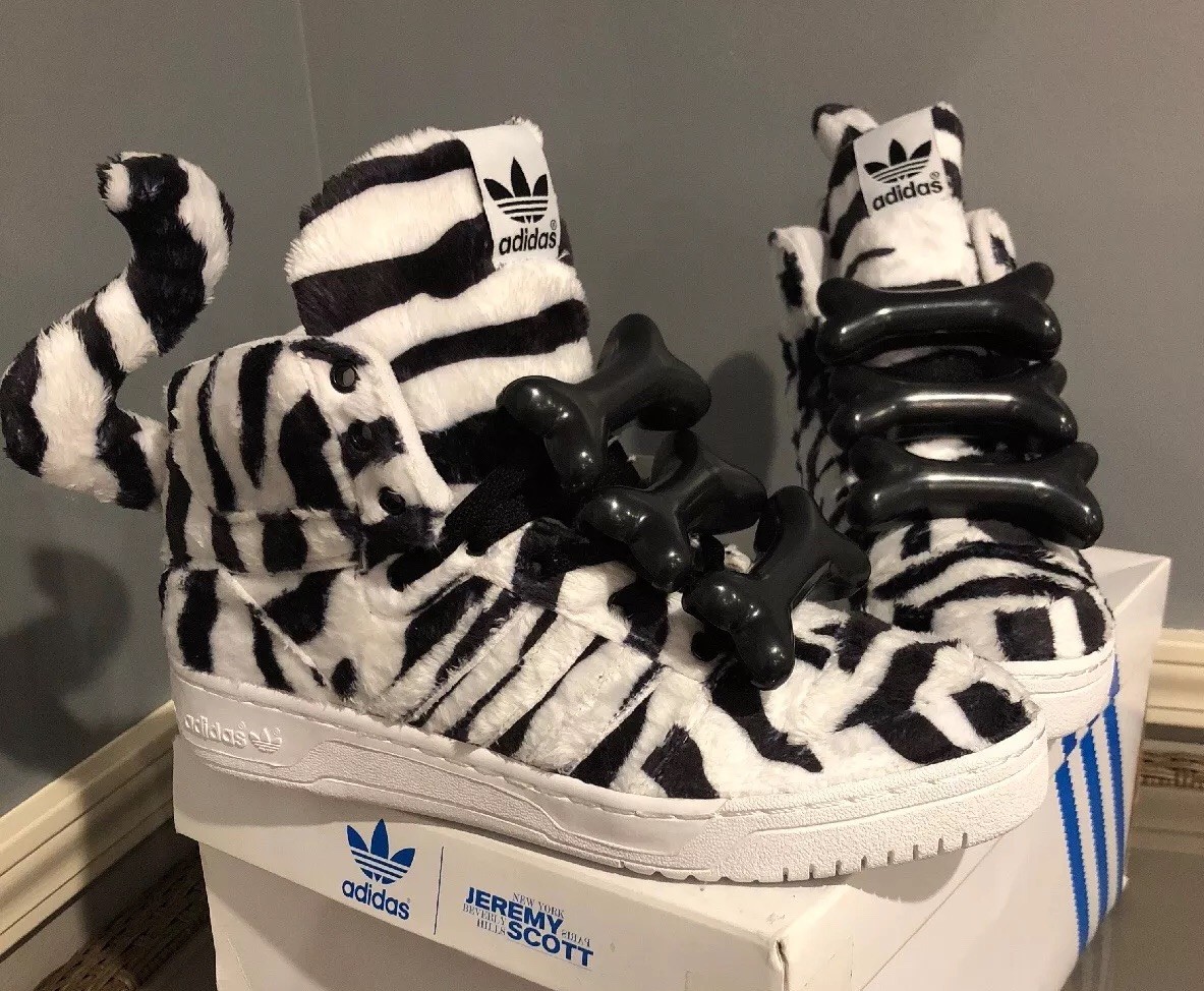Brand New Jeremy Scott White Tiger, B26037, Size 9, RARE Brand New Jeremy Scott White Tiger, Tiger, Tiger, B26037, Size 9, RARE 8e85b8