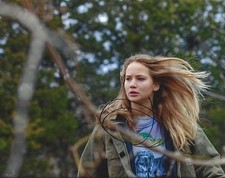 Jennifer Lawrence signed Winter's Bone 8x10 photo - In Person Proof