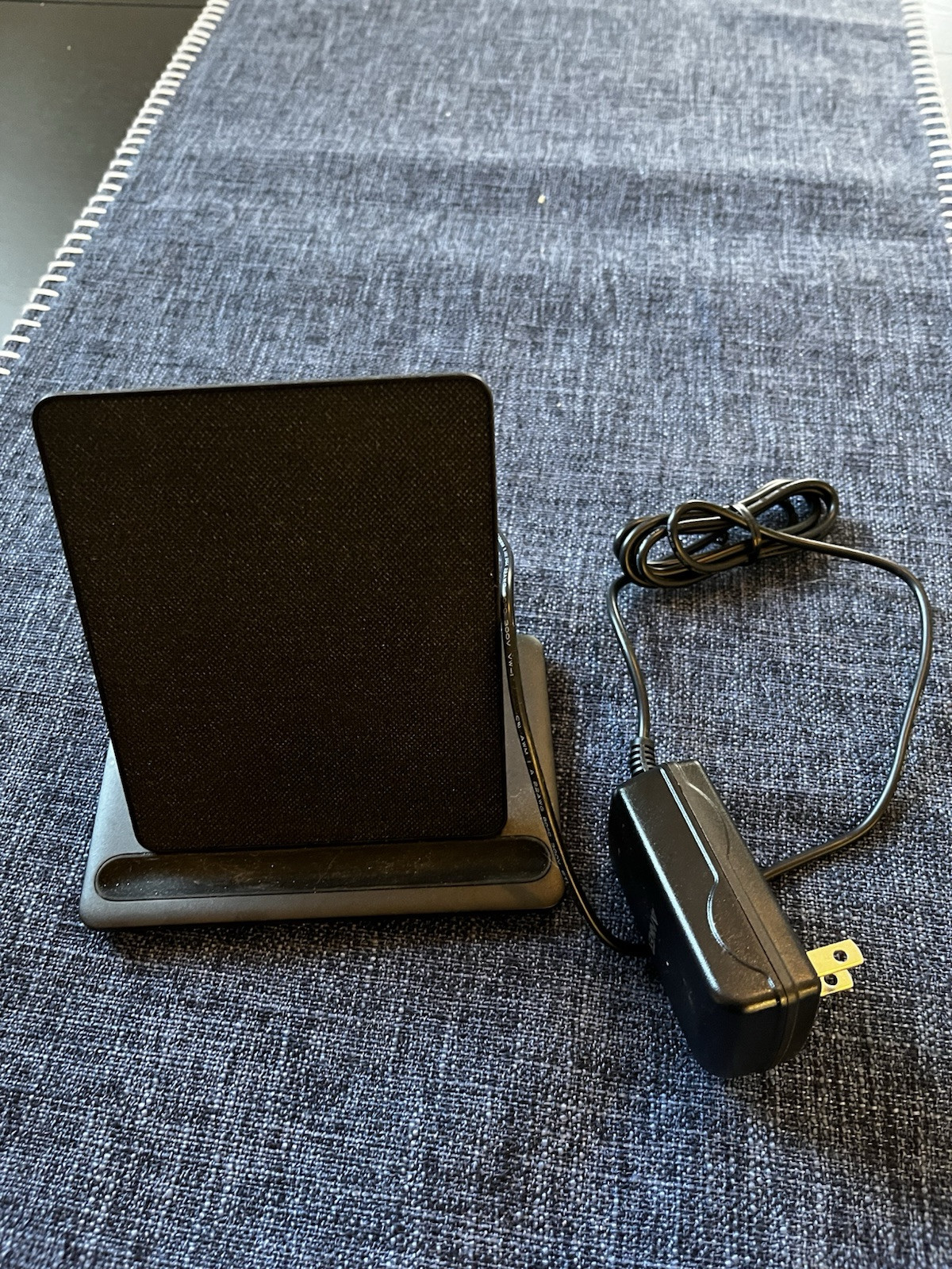 Kindle Paperwhite USB Charging Cable for E-Reader-image