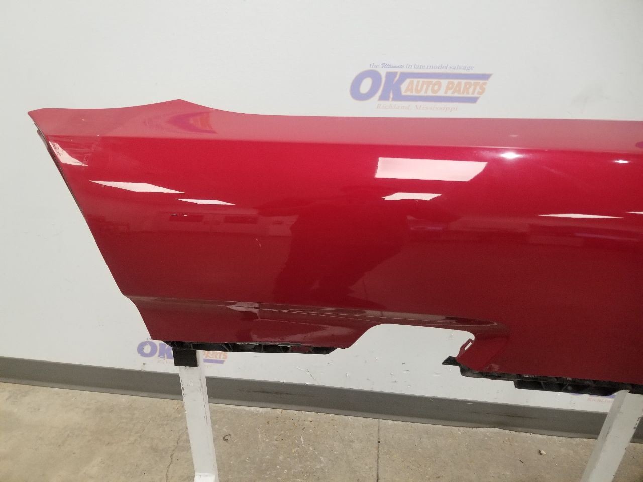 11 MERCEDES BENZ SLS AMG C197 FENDER ASSEMBLY RIGHT PASSENGER RED
