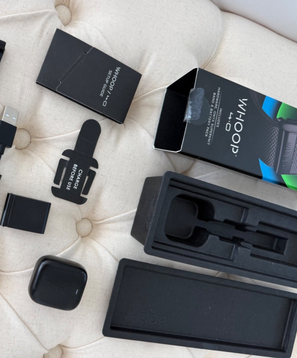 WHOOP 4.0 Fitness Tracker + Battery Pack + Charger + Band Full Set