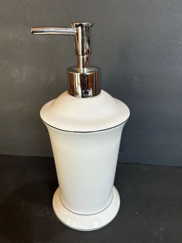 Creative Bath Ceramic White W/Silver Trim Regency Lotion Pump 9.5”H - Image 2 of 4