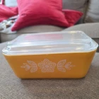 Vintage Pyrex Gold Butterfly Refrigerator Dish 0502 Ridged Glass Lid 1 1/2 Pt