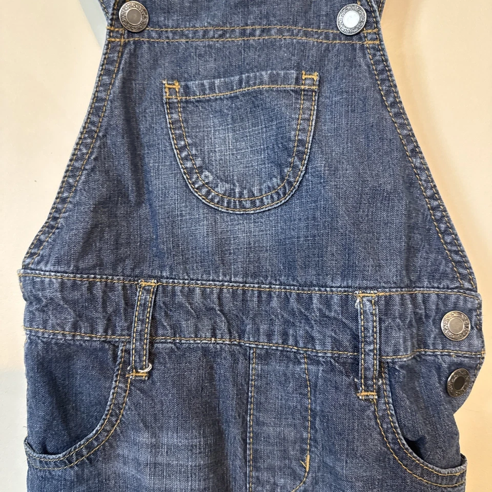 儿童地方蹒跚学步女孩吊带长裤整体蓝色牛仔裤 5T — 第 2/4 张图片