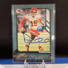 2020 Patrick Mahomes II On Card Autograph - Panini Playbook - Chiefs