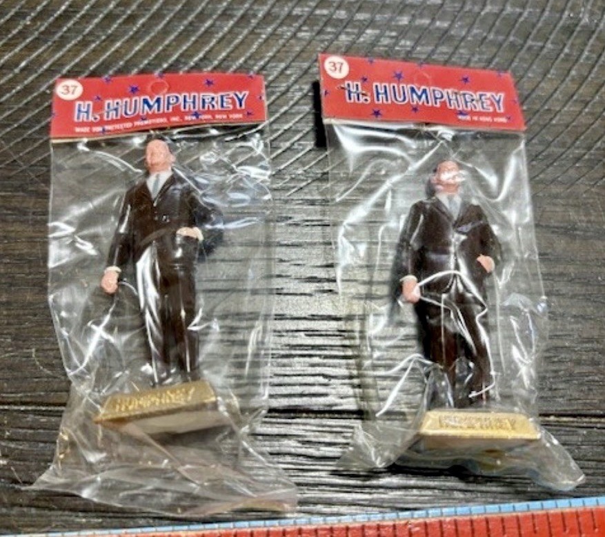 1968 Hubert Humphrey Marx Campaign Figures Sealed Pair Political Memorabilia