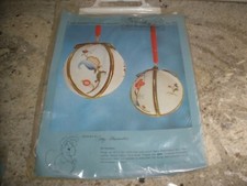 NEW NOS Cathy Alexander Kit 4" JACOBEAN Christmas Ornament 156 CS1