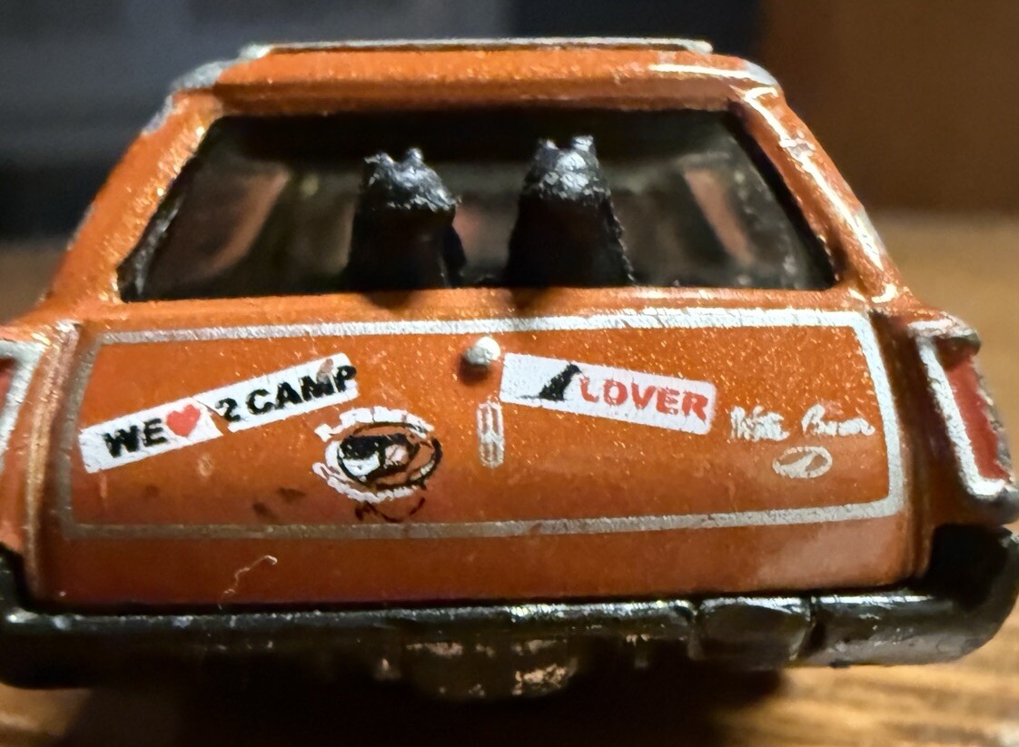 1971 71 Oldsmobile Vista Cruiser Collectible 1/64 Scale Diecast Diorama Model