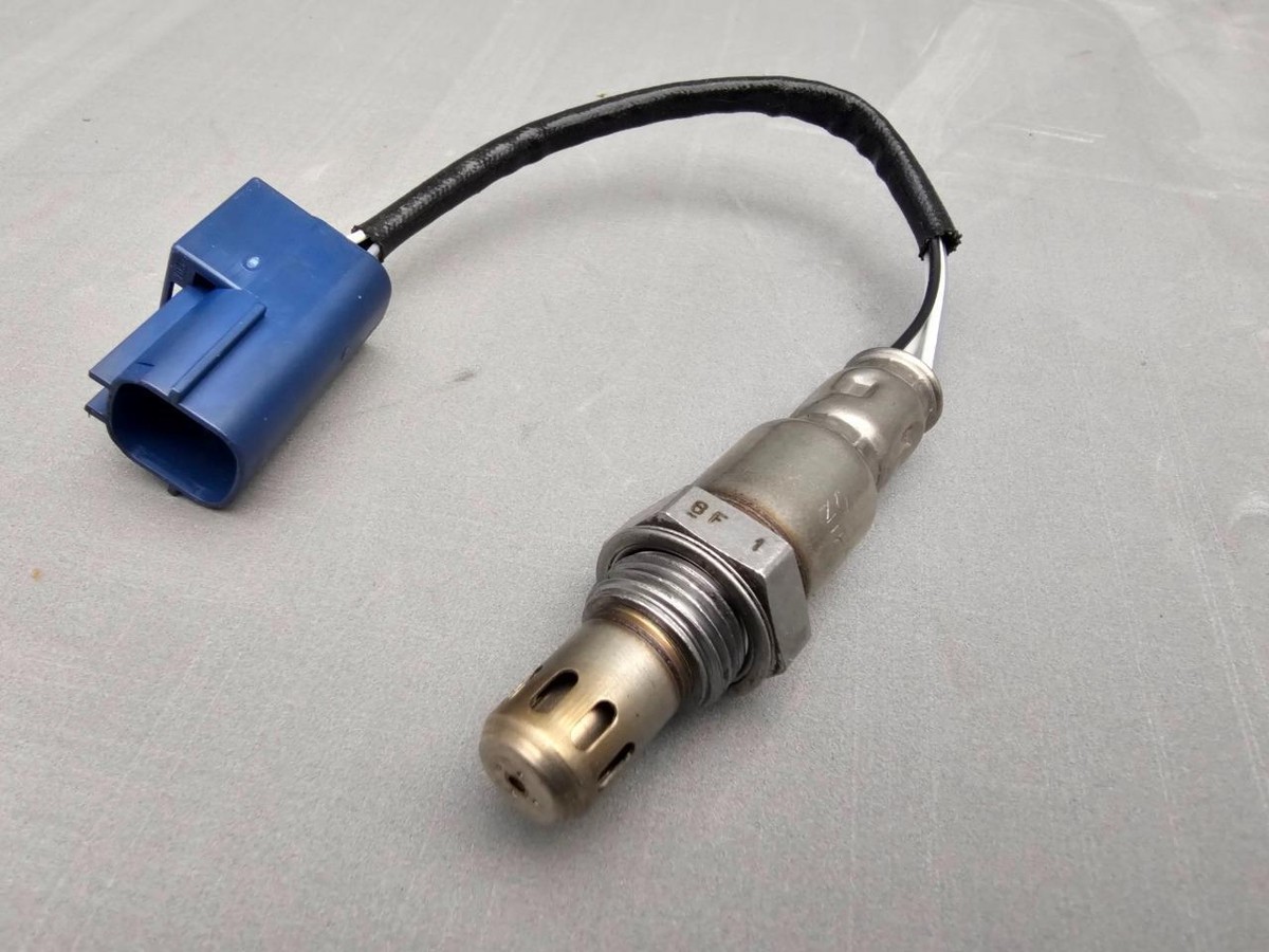 NTK Engine Oxygen Sensor O2 Rear Right 0ZA610-N5 For Nissan