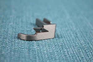 Original Pfaff Nähfuß 489045 für Industrienähmaschinen