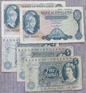 UK Job lot of 5 used £5 banknotes 2x O'Brien 3x Hollom