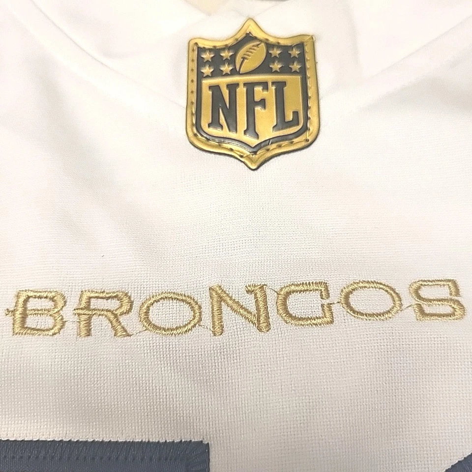 Camiseta Nike Limited Von Miller Superbowl 50 Gold. XL Denver Broncos 2016 para hombre Foto 2 de 4