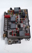 00-02 Gmc Sierra 1500 Pickup Fuse Box Engine 5.3 Liter 8 Cylinder Automatic 00-02 Gmc Sierra 1500 Pickup Fuse Box Engine 5.3 Liter 8 Cylinder Automatic