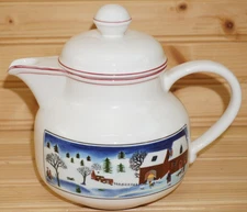 Villeroy & Boch Naif Christmas Teapot, 4 3/8", Plus Lid, w/Tag  (G25)