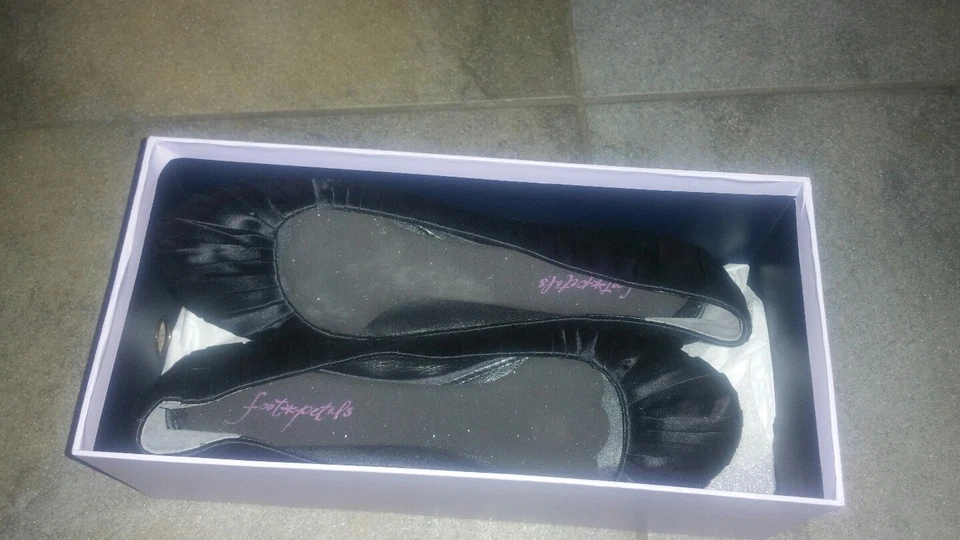 VERA WANG LAVANDA "Leona" satinado acanalado ballet planos talla 9M Foto 2 de 4