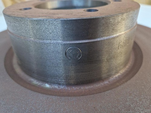 2x Genuine BMW New Old Stock E12 E3 E9 solid front brake discs 34111152089 - Picture 5 of 6