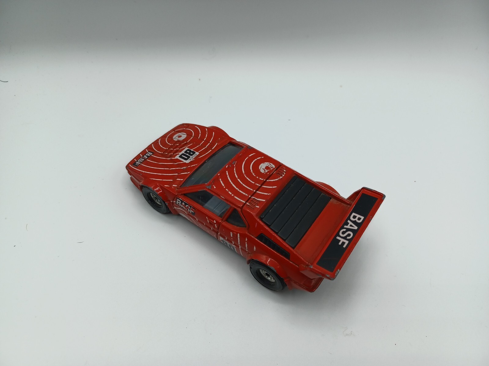 Picture 4 of 6