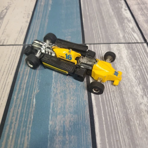 Vintage Bandai GOBOTS RENEGADE SLICKS TURBO 16 INDY CAR TRANSFORMER RM-32 AS-IS