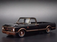 1972 72 CHEVY CHEVROLET C10 PICKUP TRUCK LONG BED 1/64 SCALE DIECAST MODEL CAR