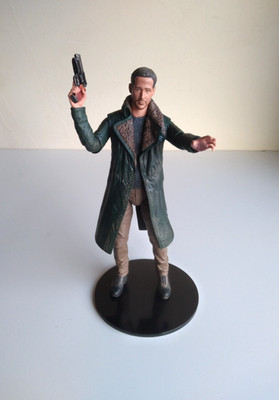 Neca Blade Runner 2049 Officer K ''Ryan Gosling'' action Figure Used U.S.SELLER***