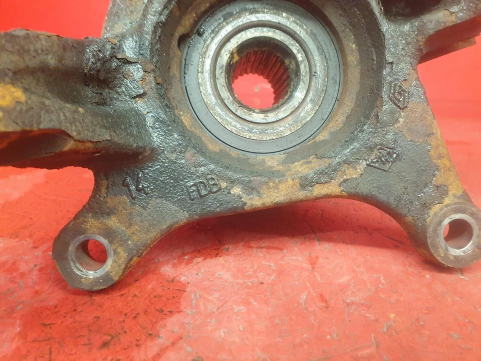 BUJE RENAULT CAPTUR DELANTERO LADO DEL CONDUCTOR OFFSIDE DERECHO 2014 1,5 L DIÉSEL Foto 2 de 4