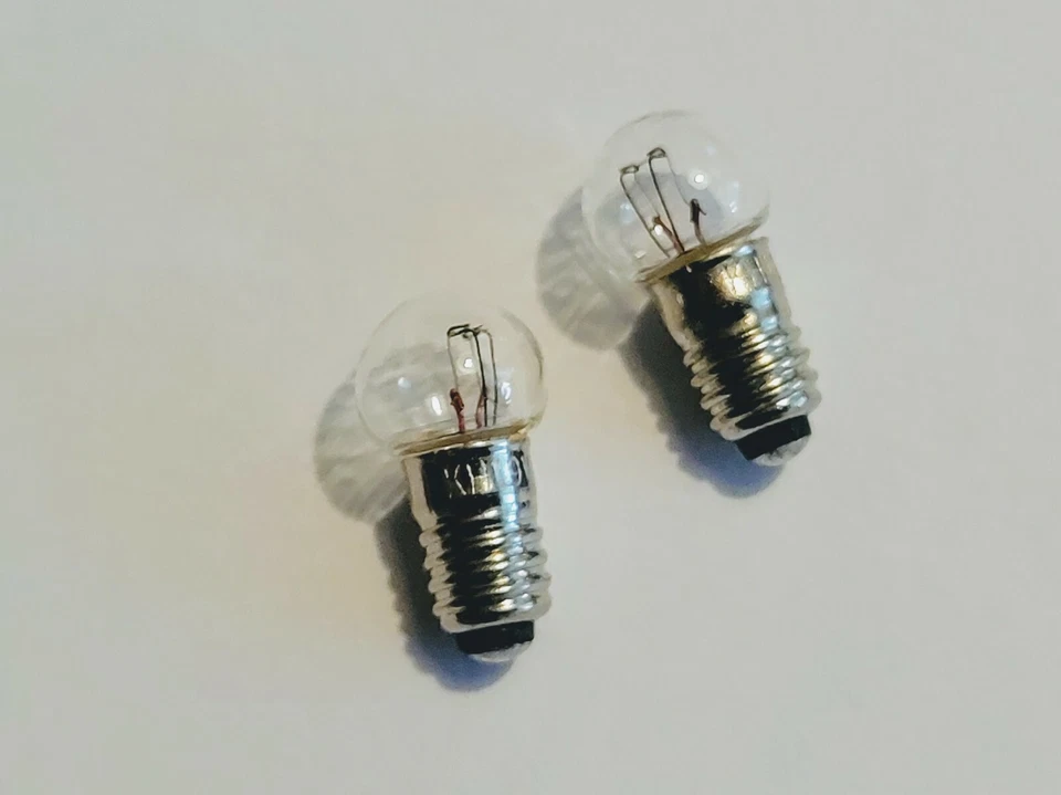 Marklin E600200 Light Bulb Pair, Large Globe for Many Older Locomotives & Lamps - Image 2 of 4