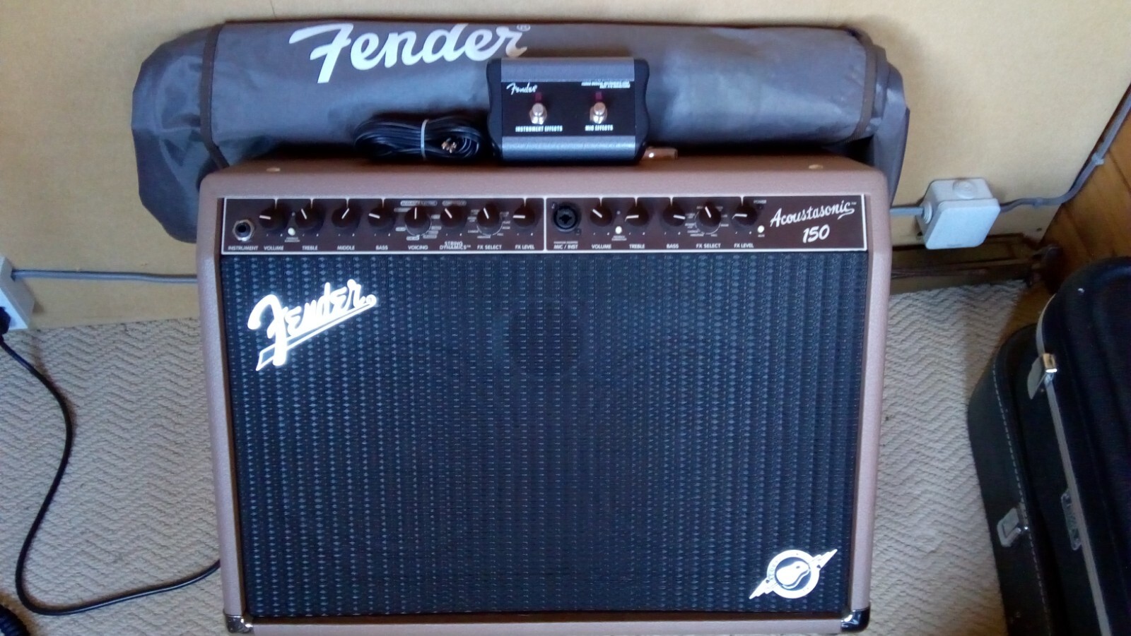 Fender acoustasonic 150 solo performance vocal/guitar amplifier eBay