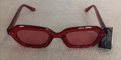 NEW - Quay Australia Sunglasses X Finders Keepers  display picture 1
