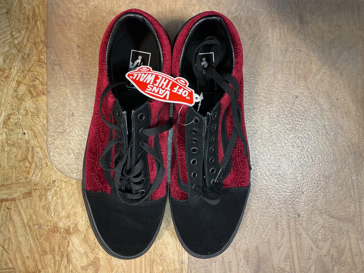 Red velvet old skool deals vans