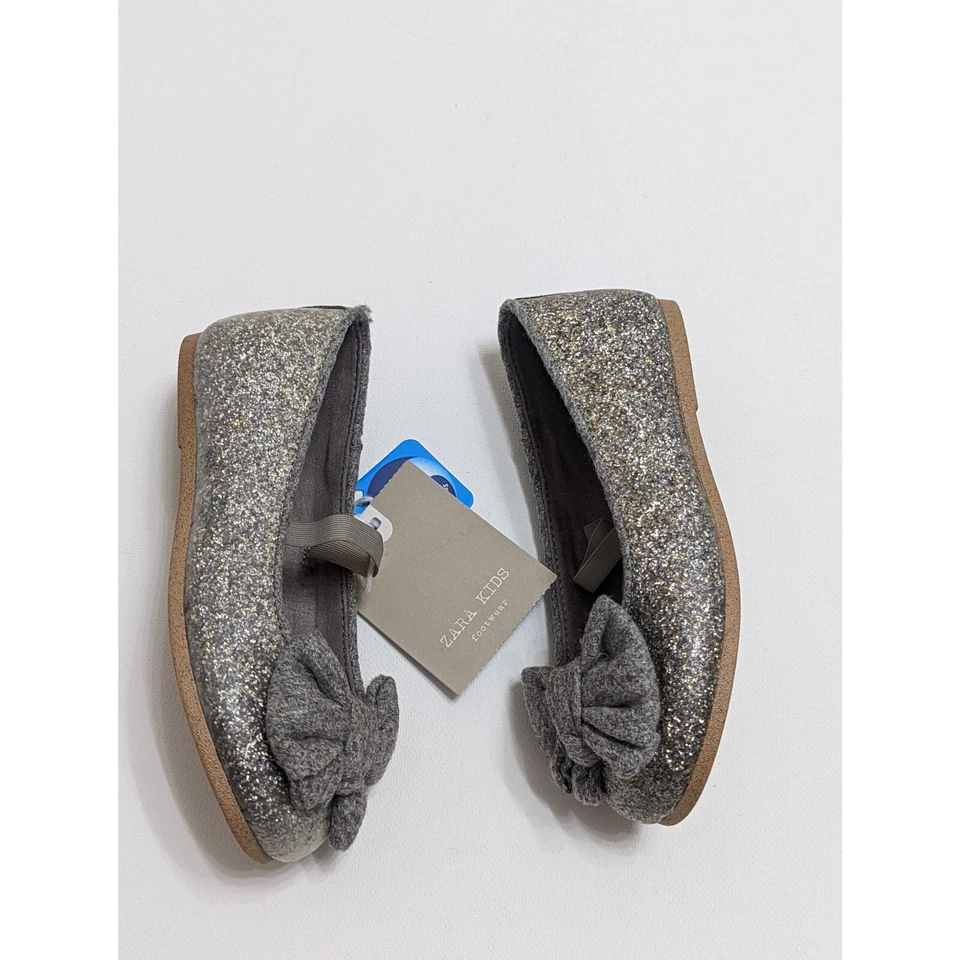 Pisos de ballet con lazo ZARA para niña talla 6,5  Foto 3 de 4