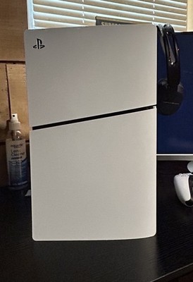 Sony PlayStation 5 Digital Edition Console 825GB 4K Wi-Fi White/Black