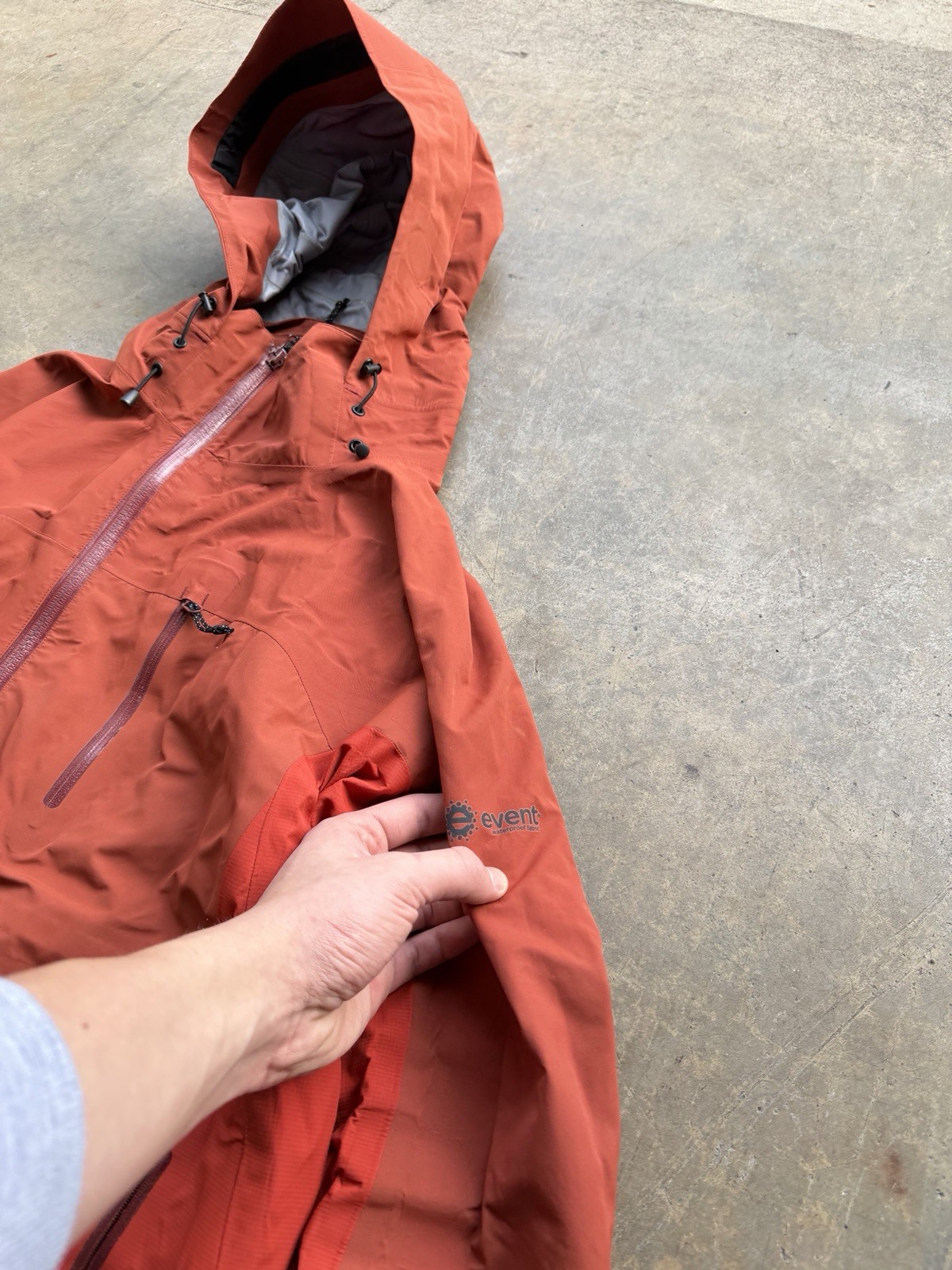 Westcomb IPod Compatible Shell Gore-Tex style hik… - image 2