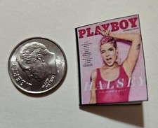 Miniatura casa delle bambole libro rivista scala 1" 1/12 Playboy Bunny Pink Halsey 