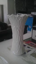 Lenox VASE white cream 6.5" high woodland leaf pattern Pottery ceramic mint