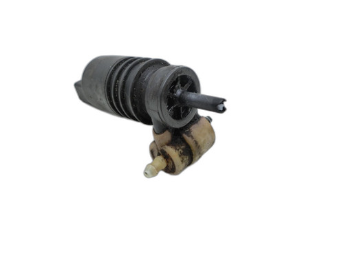 Waschwasserpumpe Pumpe Wischwasserpumpe Windschutzscheibe für VW Passat B6 3C