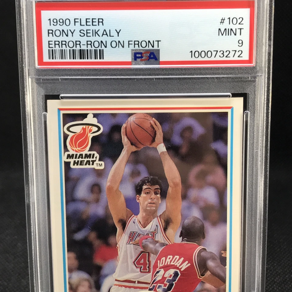PSA 9 - ERROR RON EN LA PARTE DELANTERA - 1990 FLEER RONY SEIKALY CALOR #9 - PROTECCIÓN MJ Foto 2 de 4