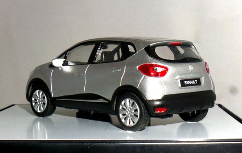 Renault Cabtur 2013 plateado metálico 1/43 Norev - Imagen 2 de 3