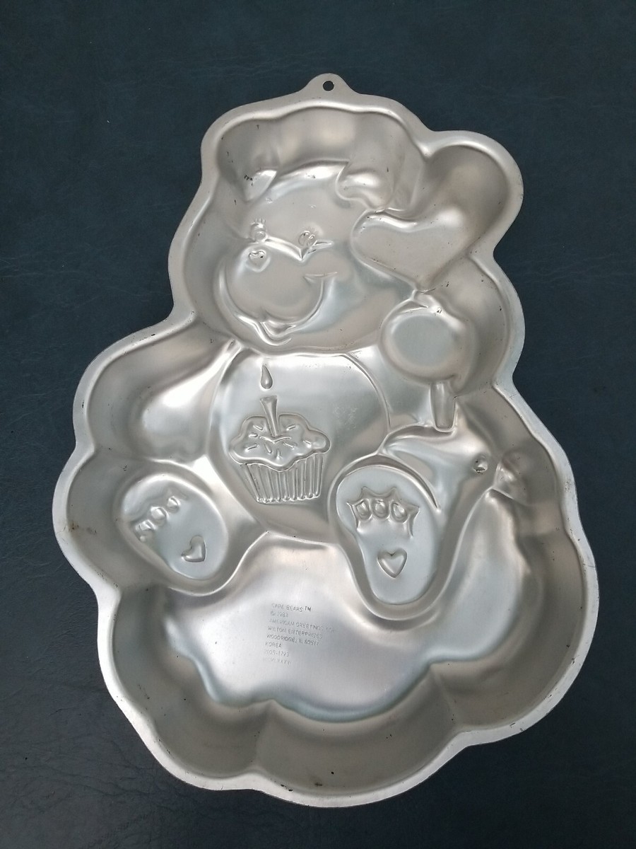 Vintage 1983 Wilton Care Bear American Greeting Birthday Bear Cake