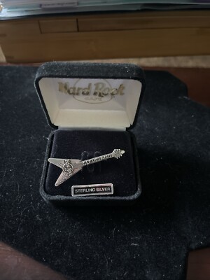 Hard Rock Cafe Clevend Flying V Guitar Souvenir PIN Sterling Silver E189