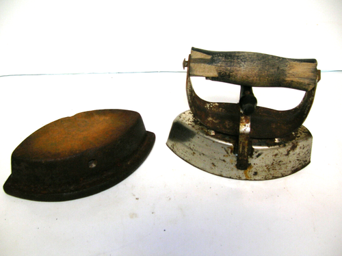 Antique Asbestos Sad Iron - Removable Wood Handle Sleeve 6lb Country Home Decor - Picture 3 of 7