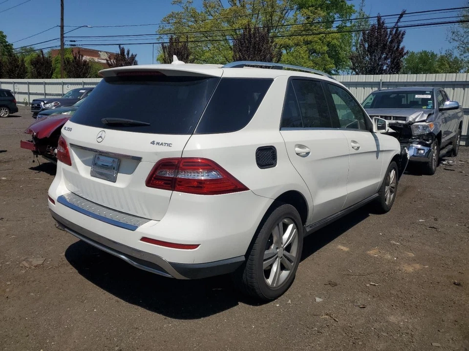 Used Rear Drive Axle Shaft fits: 2014 Mercedes-benz Mercedes ml-class 166 Type R Foto 3 de 4