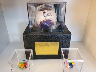 Willy Wonka Promo Collectible Baseball w/ Custom Display Stand & TWO Gobstoppers