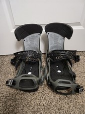 Burton Malavita Est Snowboard Bindings. (Gree...
