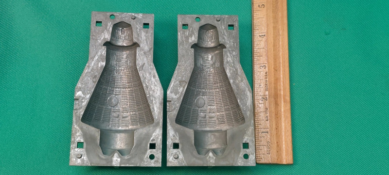 Vintage 1960's Lionel Toy Mercury Spacecraft Capsule Metal Mold 2 Piece