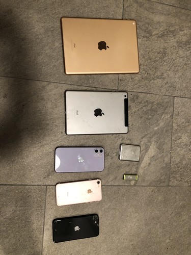 iPhone 11, iphone 8, ipad, ipod et shuffle pour pièces - Photo 7 sur 12